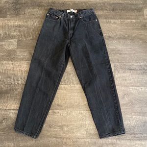 Levi’s black jeans